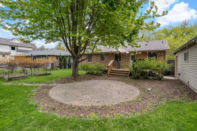 5928 Chowen Avenue S, Edina, MN 55410