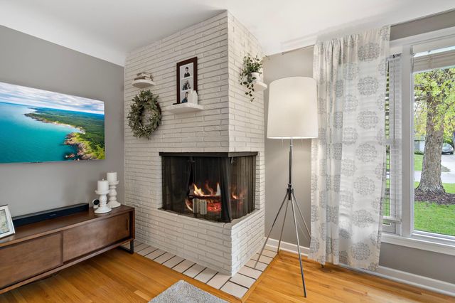 5928 Chowen Avenue S, Edina, MN 55410