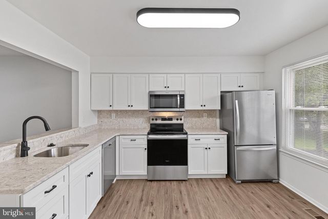 6082 MAJORS LN, Columbia, MD 21045