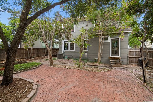 607 W KINGS HWY, San Antonio, TX 78212