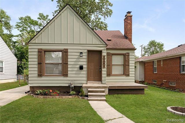 20301 Kenosha Street, Harper Woods, MI 48225
