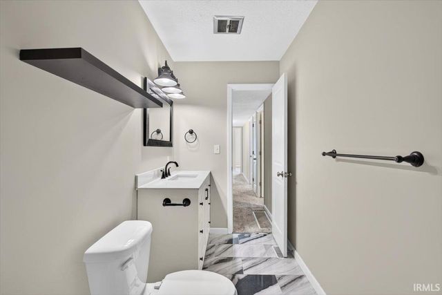 2012 Arapahoe Drive, Lafayette, IN 47909