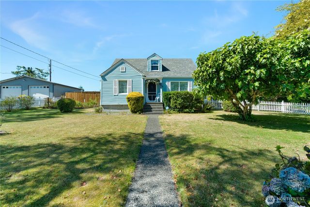1103 S Montesano Street, Westport, WA 98595