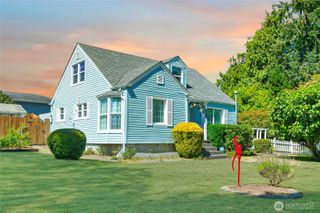 1103 S Montesano Street, Westport, WA 98595