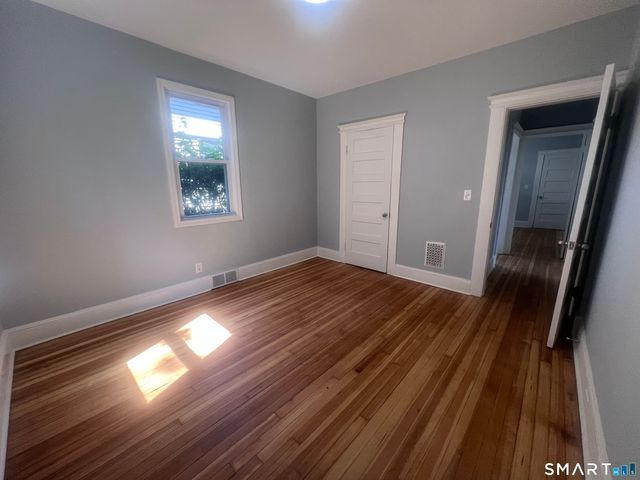 333 Ridgefield Avenue, Bridgeport, CT 06610