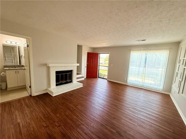 151 Old Ferry Way, Roswell, GA 30076