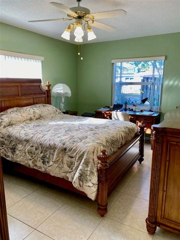 1616 S LAKE AVENUE 4, Clearwater, FL 33756