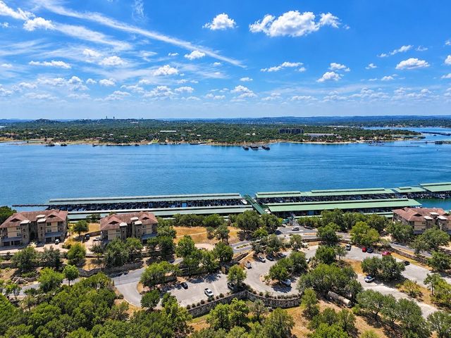 17808 Maritime Point DR 202, Jonestown, TX 78645