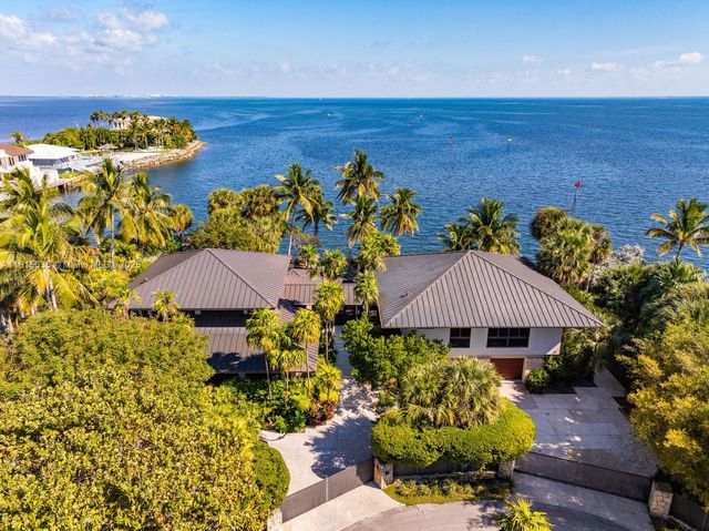 820 San Pedro Ave, Coral Gables, FL 33156