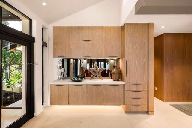 820 San Pedro Ave, Coral Gables, FL 33156