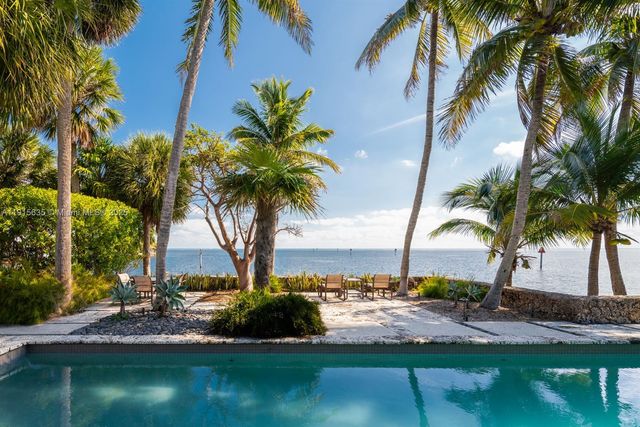 820 San Pedro Ave, Coral Gables, FL 33156