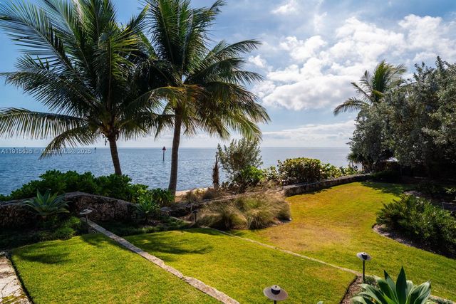 820 San Pedro Ave, Coral Gables, FL 33156