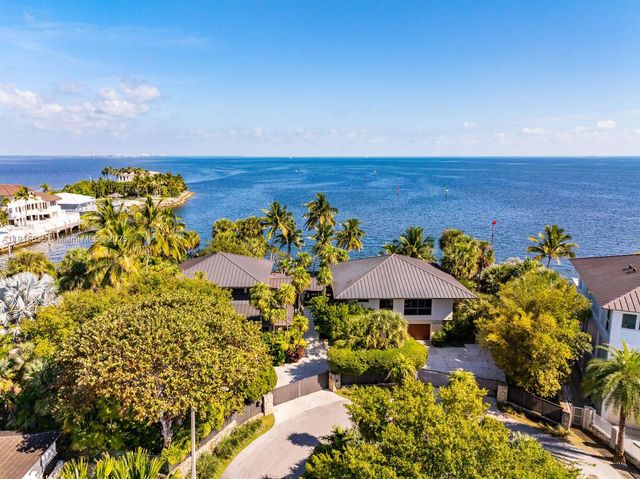 820 San Pedro Ave, Coral Gables, FL 33156