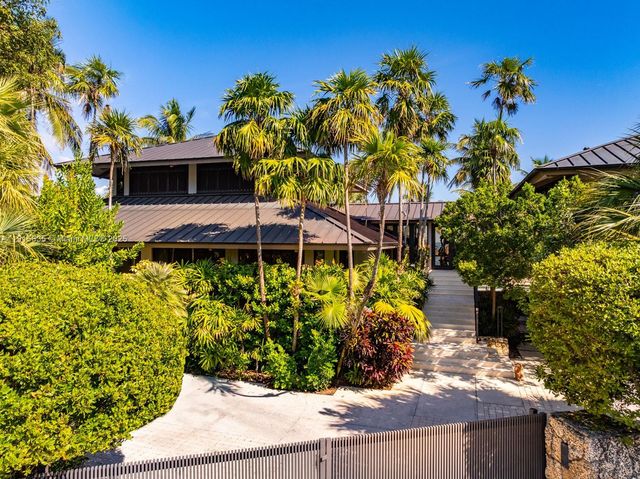 820 San Pedro Ave, Coral Gables, FL 33156