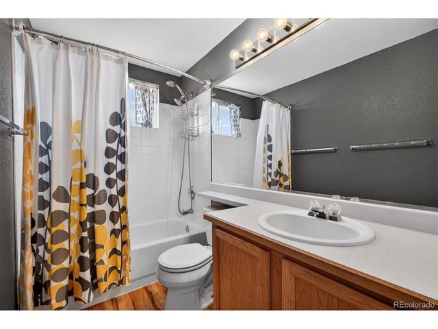 1090 Quarterhorse Trl, Castle Rock, CO 80104