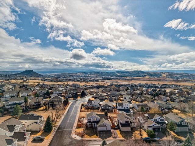 1090 Quarterhorse Trl, Castle Rock, CO 80104