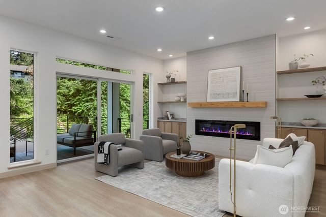 3523 71st Avenue W, University Place, WA 98466