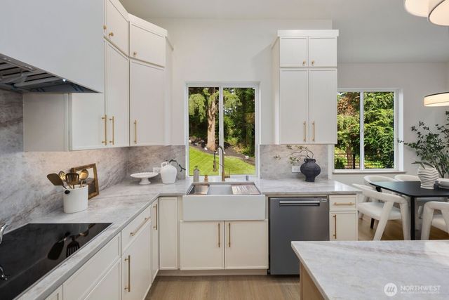 3523 71st Avenue W, University Place, WA 98466