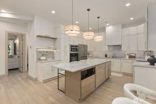 3523 71st Avenue W, University Place, WA 98466