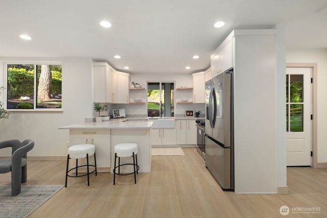 3523 71st Avenue W, University Place, WA 98466