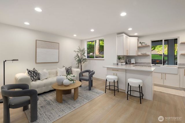 3523 71st Avenue W, University Place, WA 98466