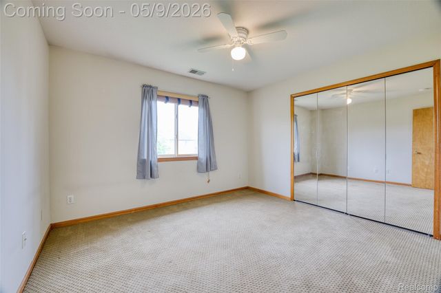 46075 Tallgrass Court, Van Buren Charter Township, MI 48111