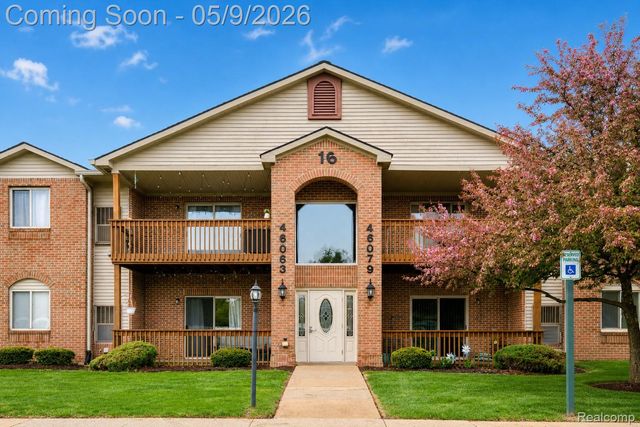 46075 Tallgrass Court, Van Buren Charter Township, MI 48111