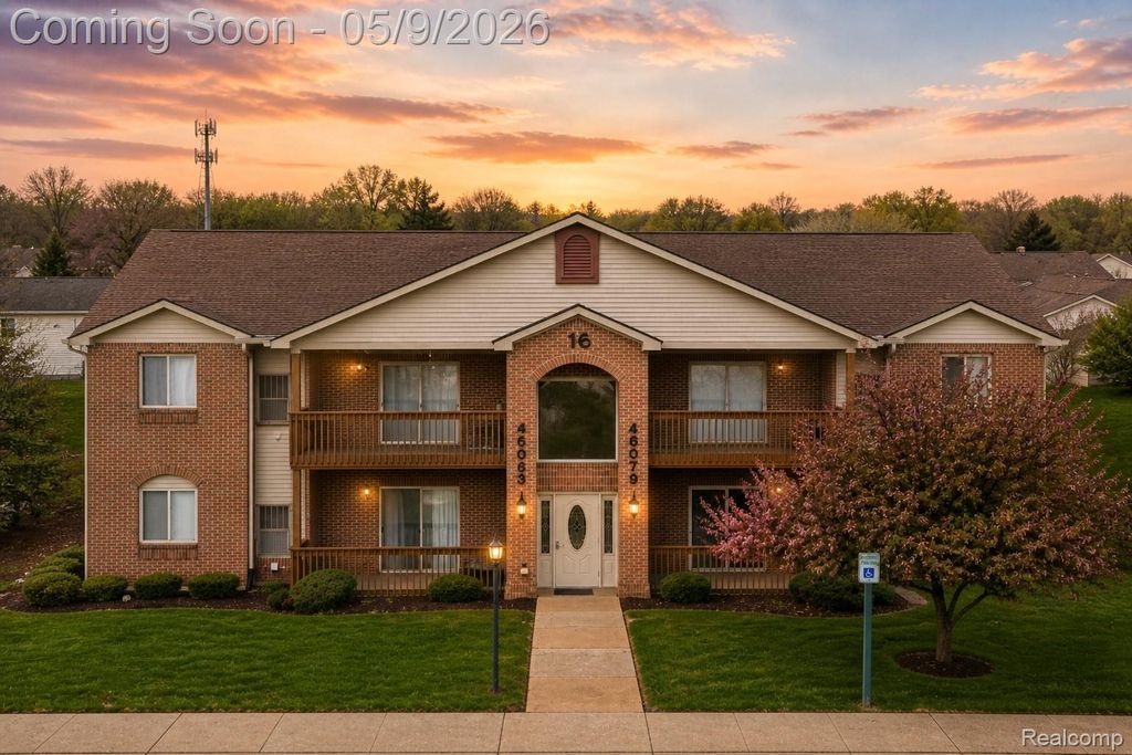 46075 Tallgrass Court, Van Buren Charter Township, MI 48111