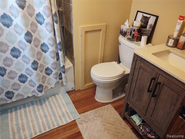 6143 Broadbridge Road, Cottrellville, MI 48039