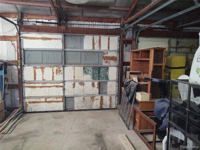 6143 Broadbridge Road, Cottrellville, MI 48039