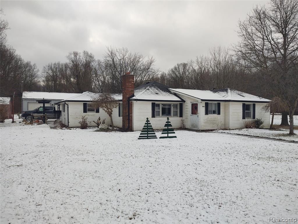 6143 Broadbridge Road, Cottrellville, MI 48039