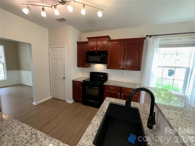 6102 Firethorne Lane, Concord, NC 28025