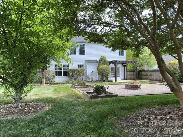 6102 Firethorne Lane, Concord, NC 28025