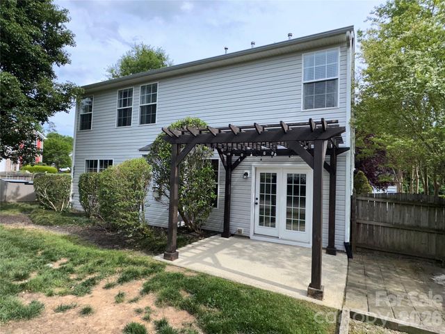 6102 Firethorne Lane, Concord, NC 28025