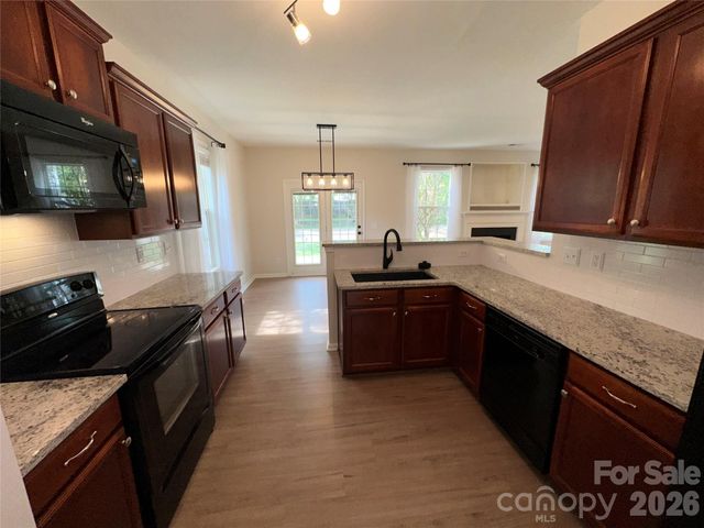 6102 Firethorne Lane, Concord, NC 28025