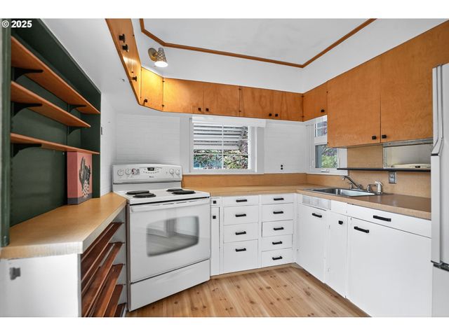 4606 Ne 23RD Ave, Portland, OR 97211