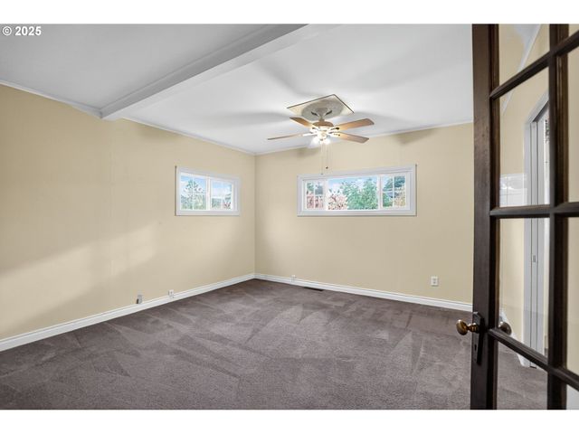 4606 Ne 23RD Ave, Portland, OR 97211