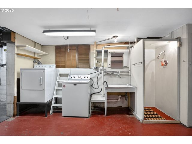 4606 Ne 23RD Ave, Portland, OR 97211