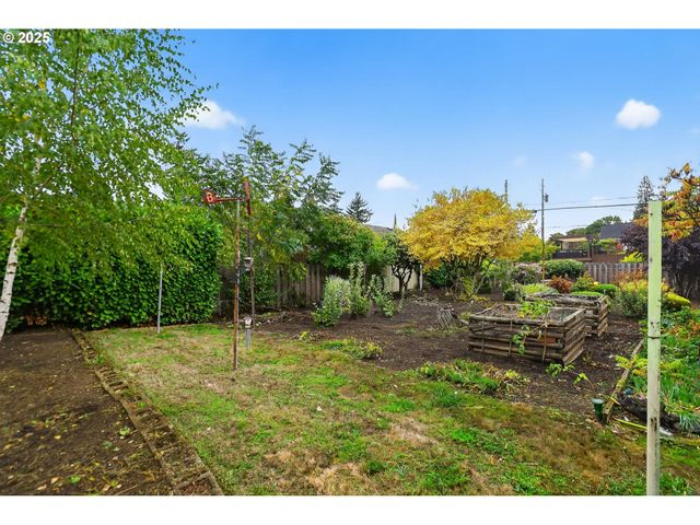 4606 Ne 23RD Ave, Portland, OR 97211