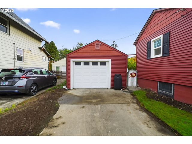 4606 Ne 23RD Ave, Portland, OR 97211