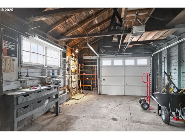 4606 Ne 23RD Ave, Portland, OR 97211