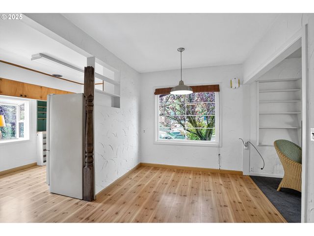 4606 Ne 23RD Ave, Portland, OR 97211