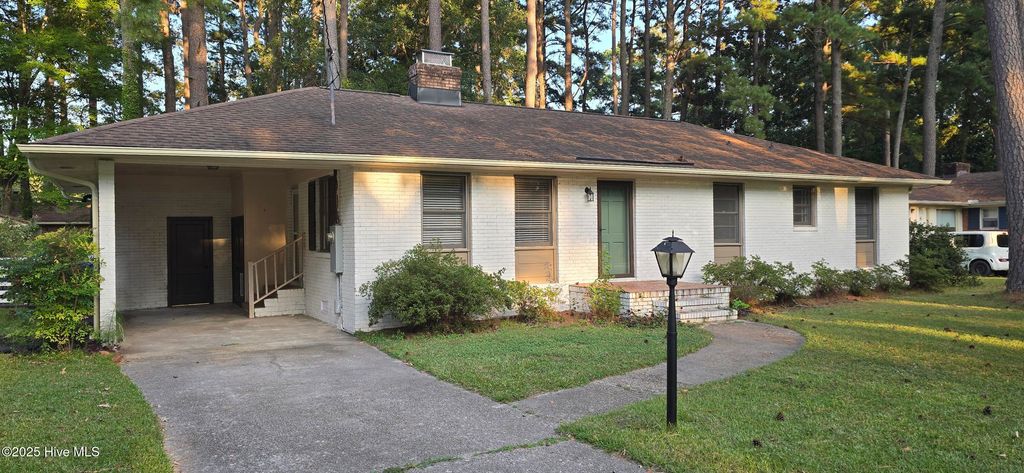 209 Belvedere Drive, Greenville, NC 27834