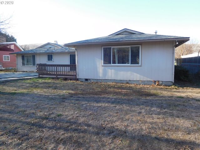 1536 Sw 44TH St, Pendleton, OR 97801