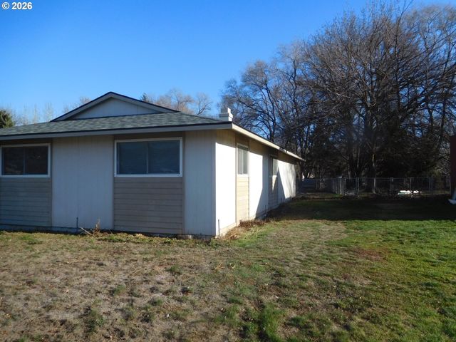 1536 Sw 44TH St, Pendleton, OR 97801