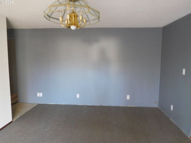 1536 Sw 44TH St, Pendleton, OR 97801