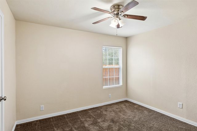 1042 SW 3rd Street, Grand Prairie, TX 75051
