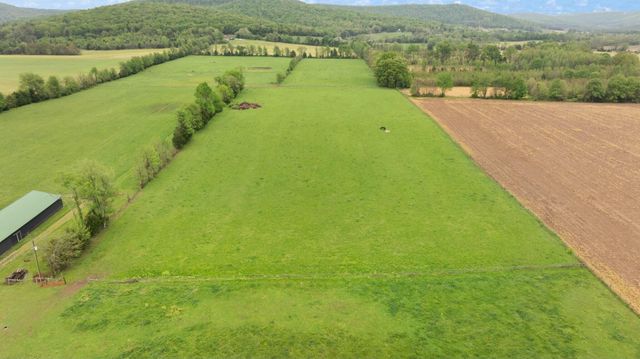 878 Horizon Loop, Monticello, KY 42633
