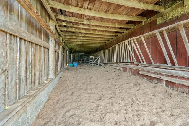 878 Horizon Loop, Monticello, KY 42633