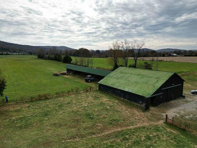 878 Horizon Loop, Monticello, KY 42633